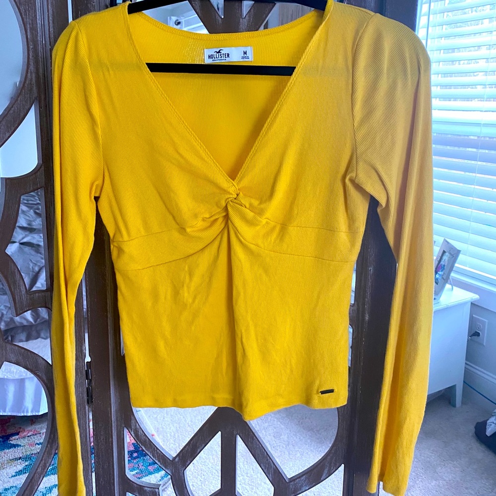 Hollister fitted long sleeve top